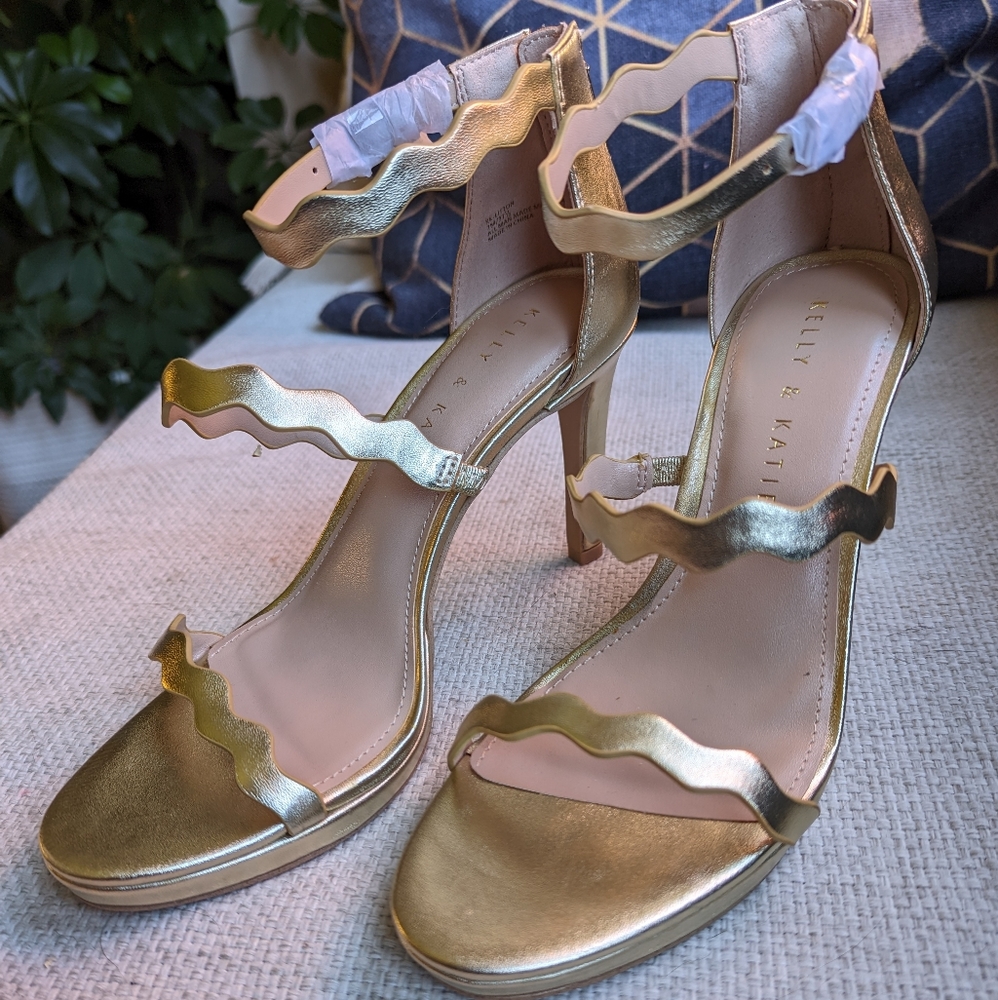 NEW Kelly and Katie Golden heels